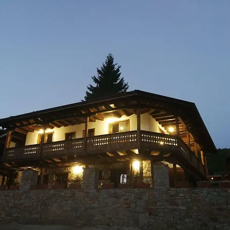 招待所 слънчевата къща