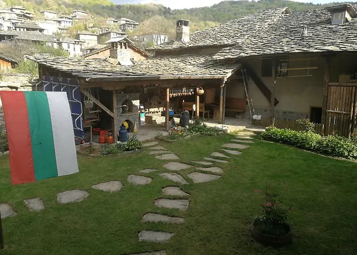 слънчевата къща